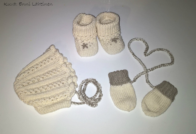 Alidan myssy, Lullaby Booties -tossut sekä vauvan lapaset